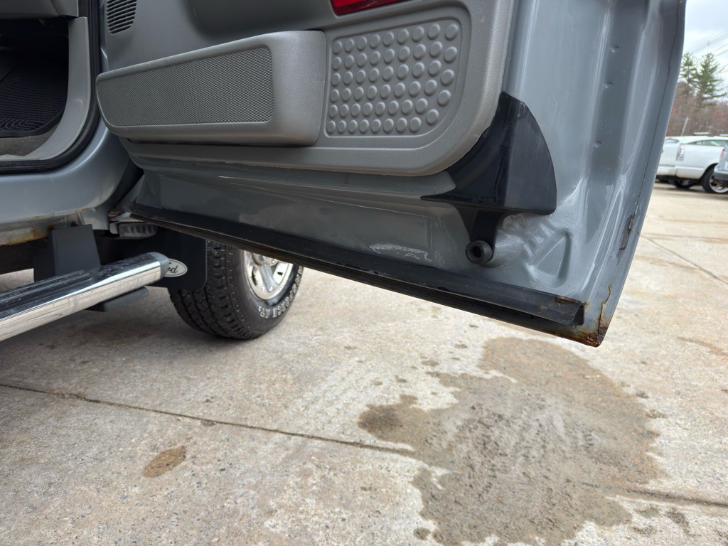 2006 Ford F-350 Image 20