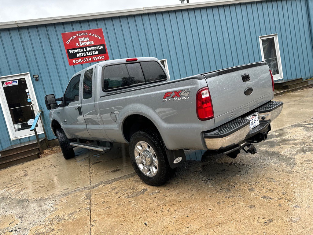 2006 Ford F-350 Image 2