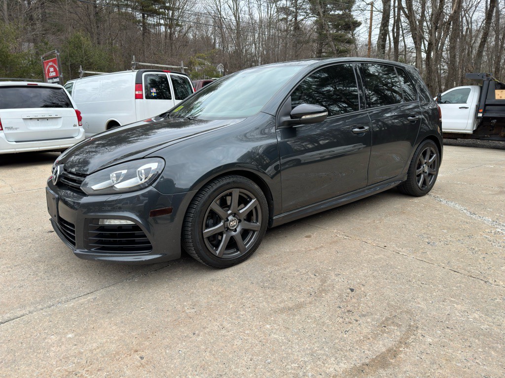 2012 Volkswagen Golf Image 2
