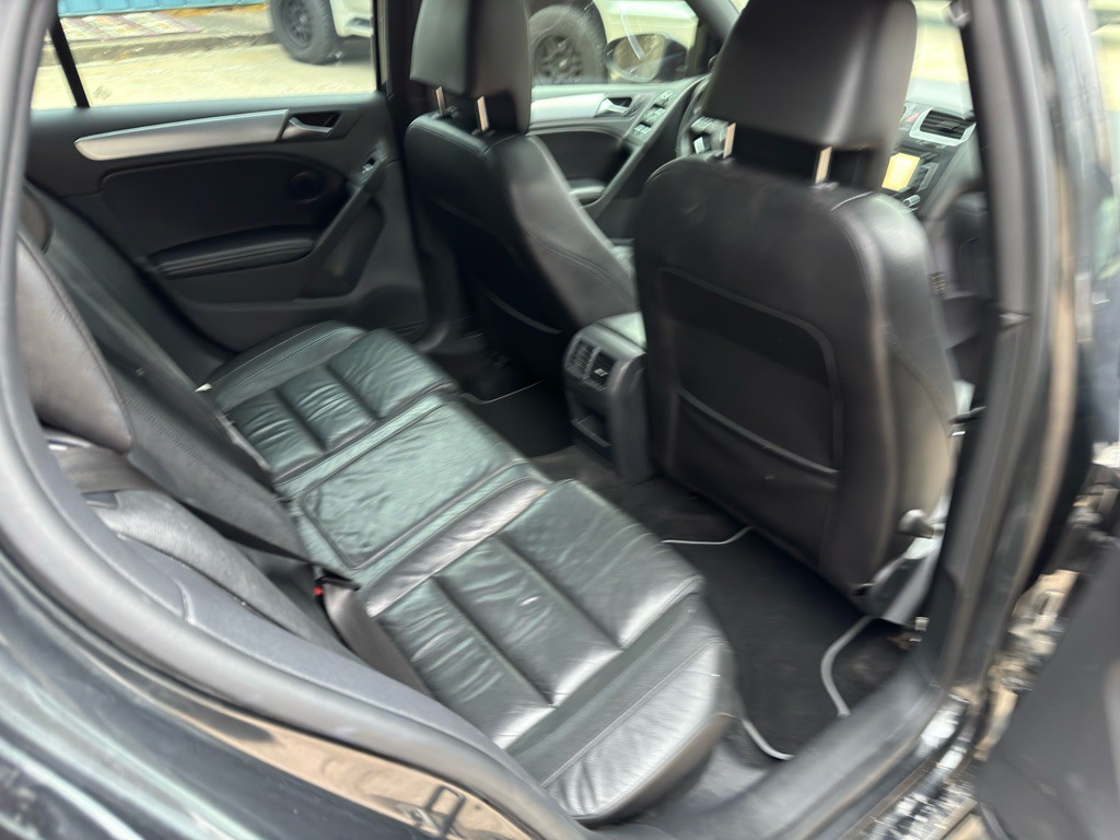2012 Volkswagen Golf Image 20