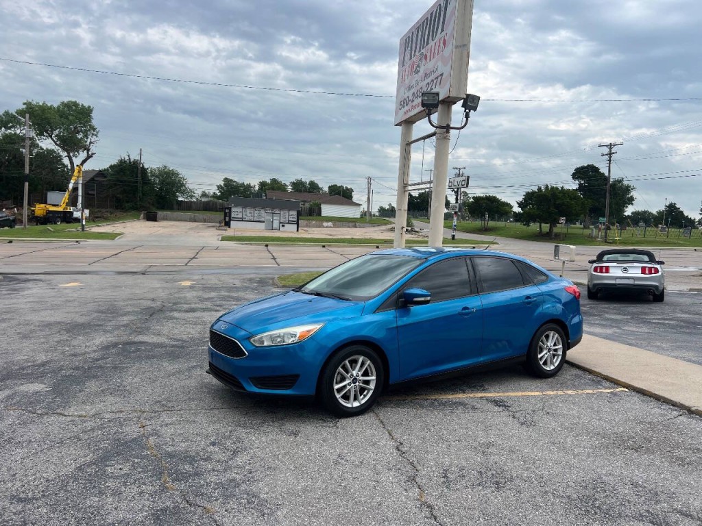 2015 Ford Focus Image 2