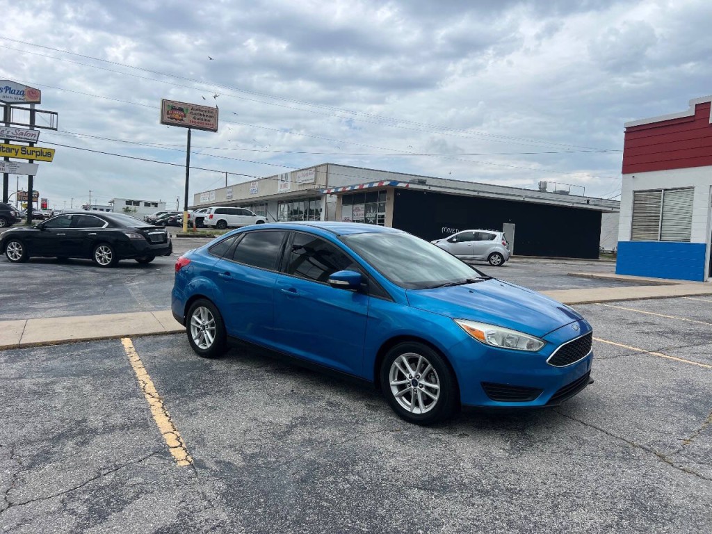 2015 Ford Focus Image 8
