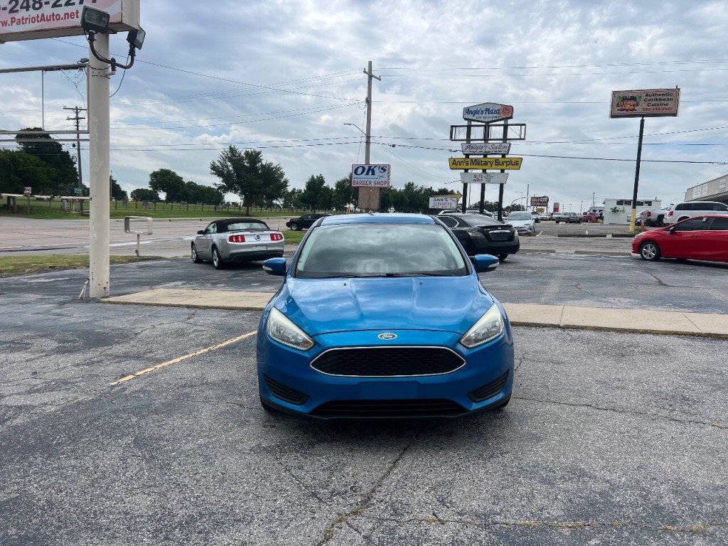 2015 Ford Focus Image 9