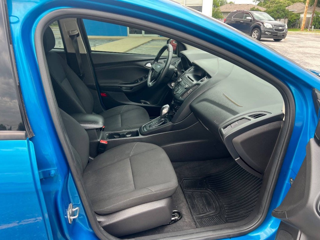 2015 Ford Focus Image 10
