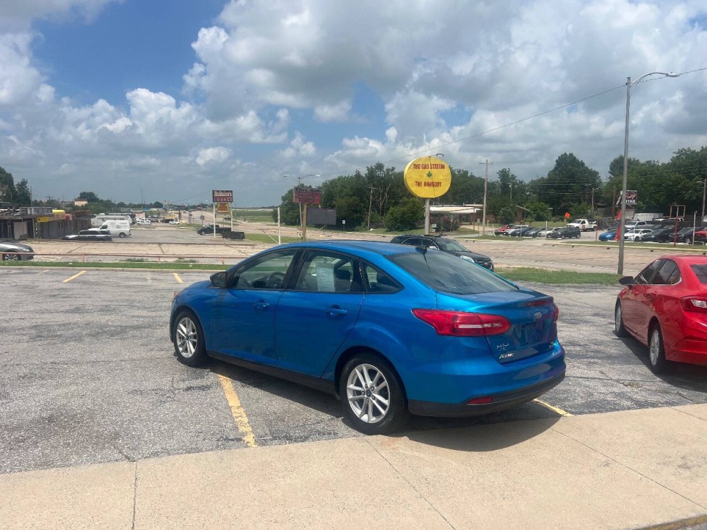 2015 Ford Focus Image 4
