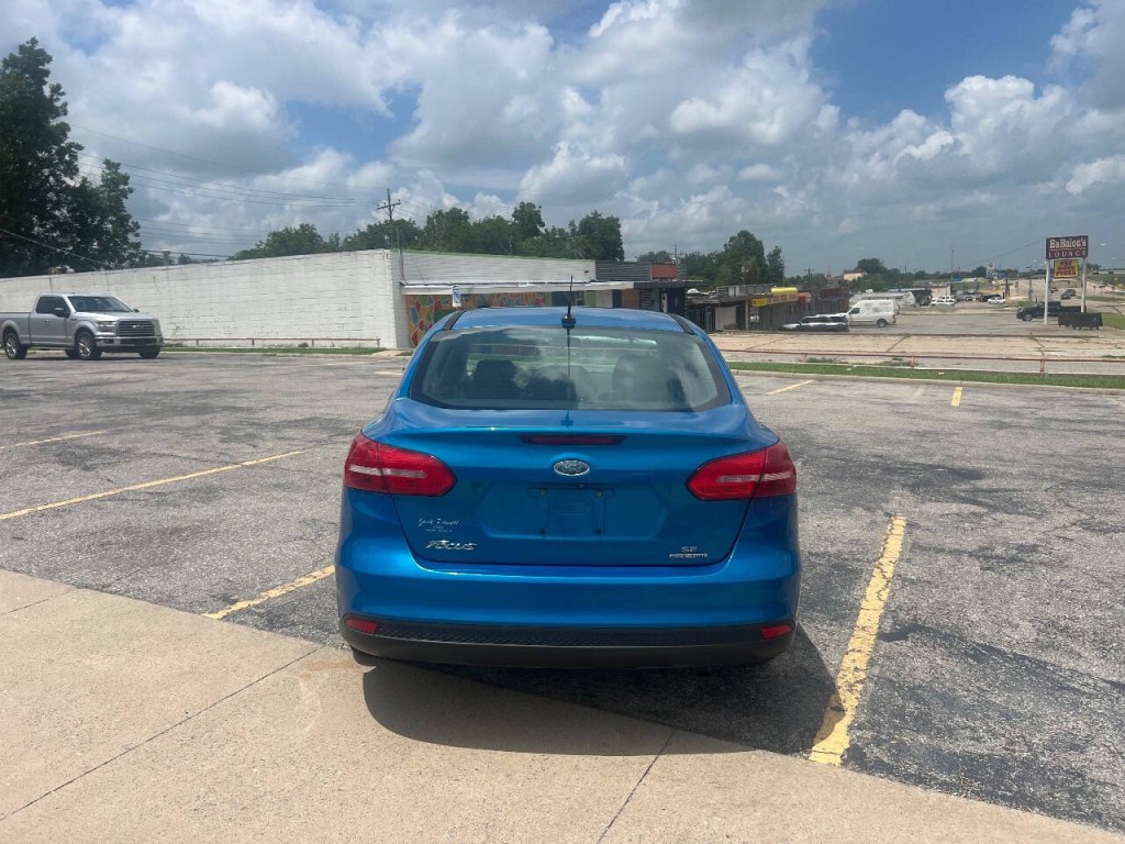 2015 Ford Focus Image 5