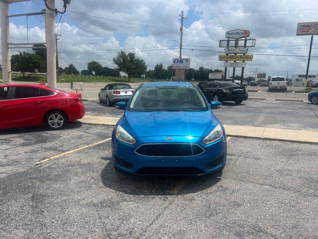 2015 Ford Focus Image 9