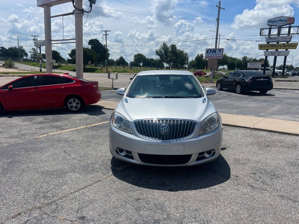 2013 Buick Verano Image 9