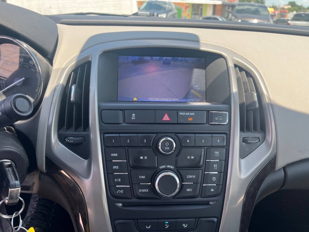 2013 Buick Verano Image 13