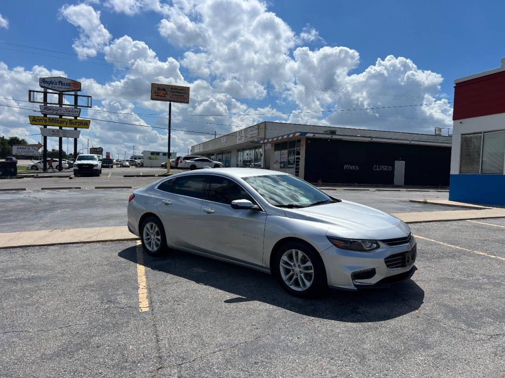 2017 Chevrolet Malibu Image 7