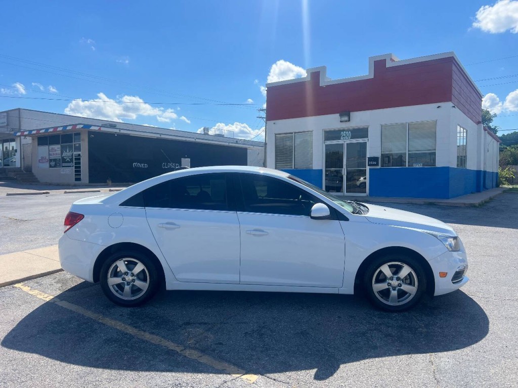 2016 Chevrolet Cruze Image 7