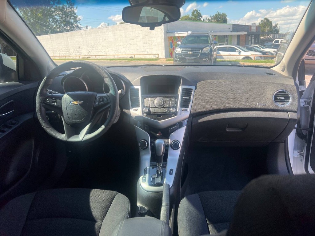 2016 Chevrolet Cruze Image 13