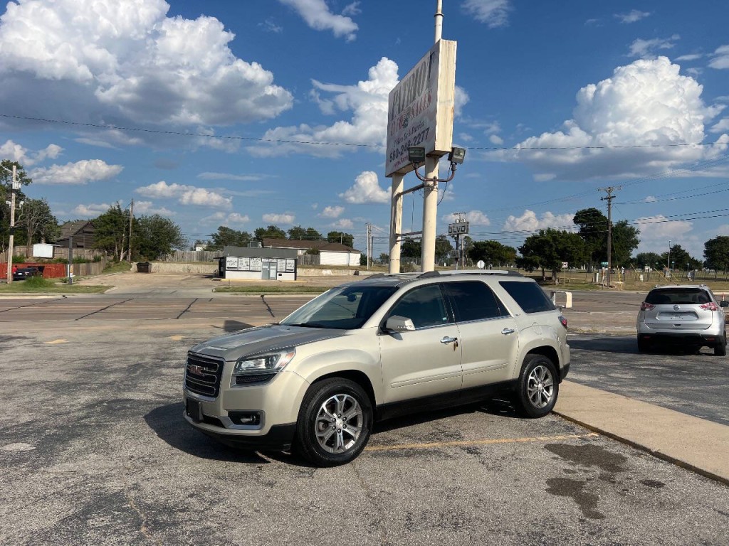2015 GMC Acadia Image 2