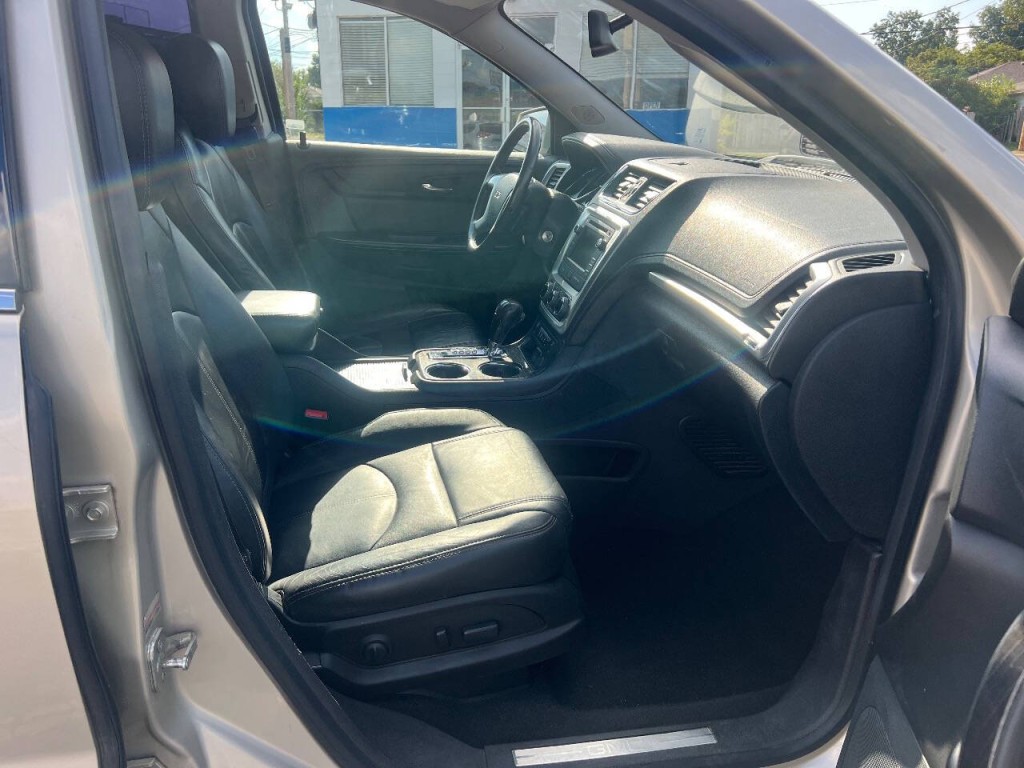 2015 GMC Acadia Image 11