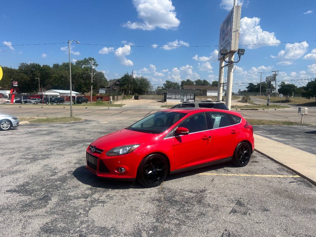 2012 Ford Focus Image 2