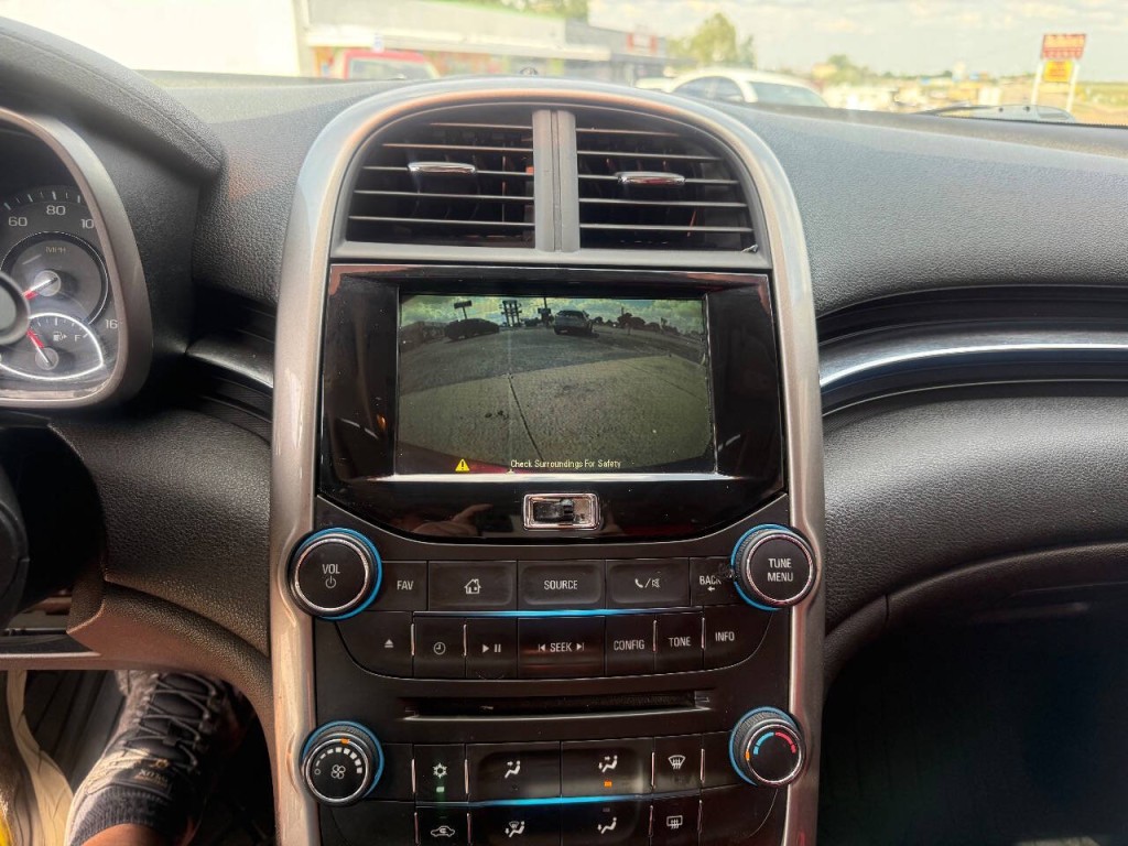 2014 Chevrolet Malibu Image 13