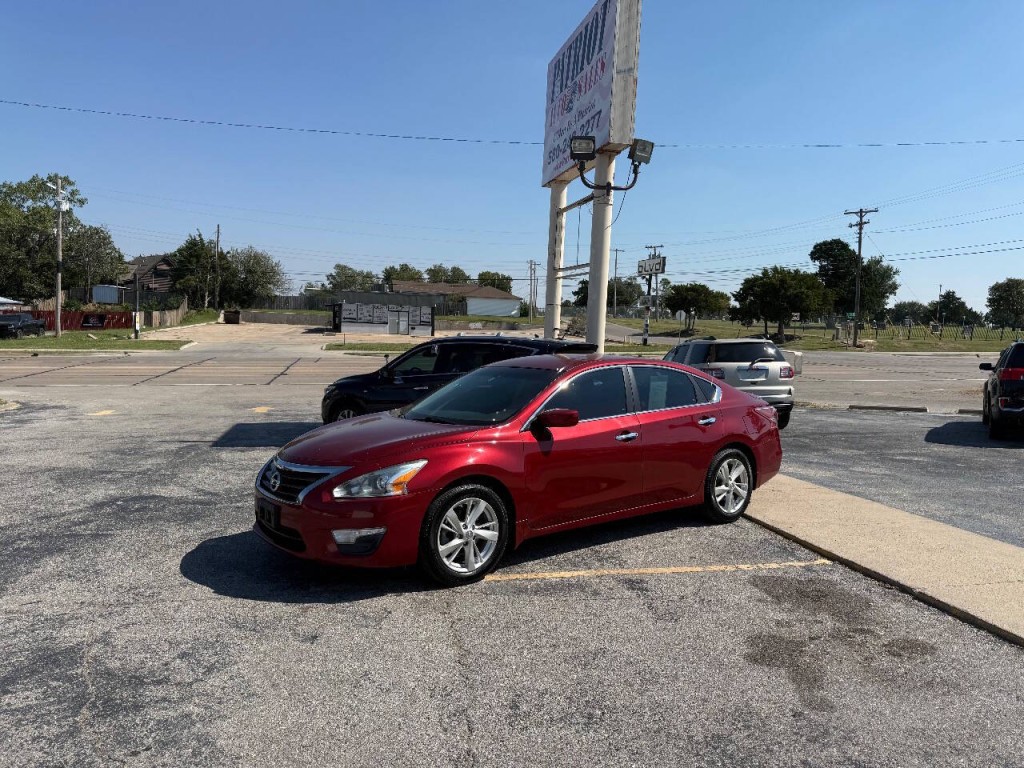 2013 Nissan Altima Image 2