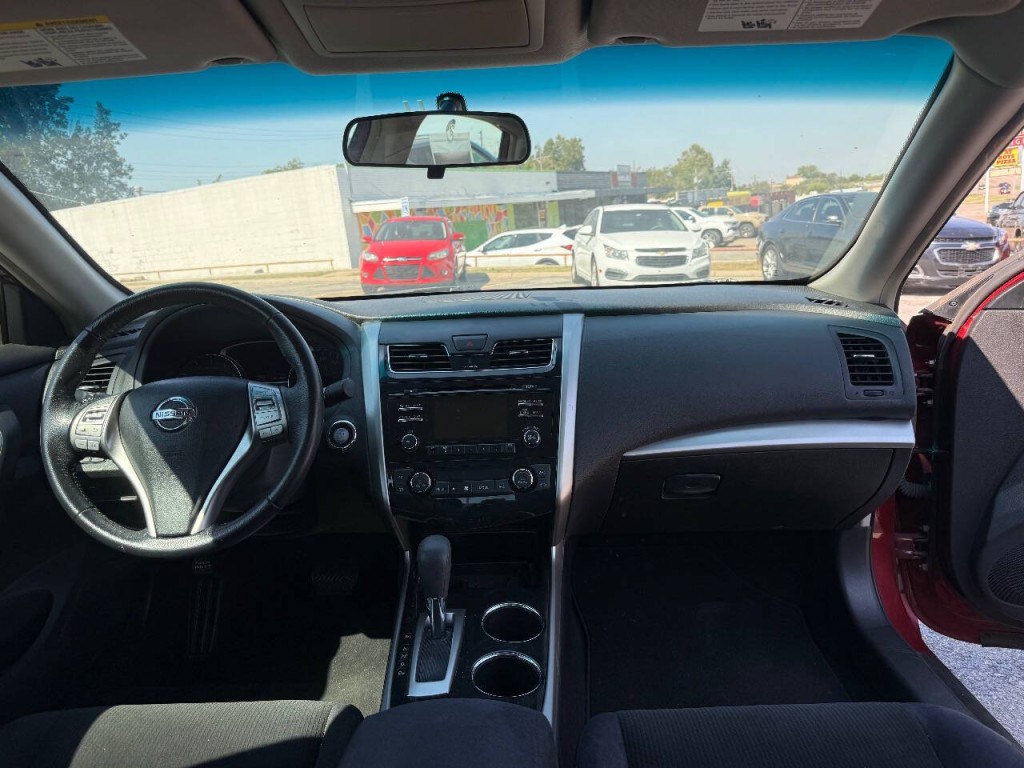 2013 Nissan Altima Image 12