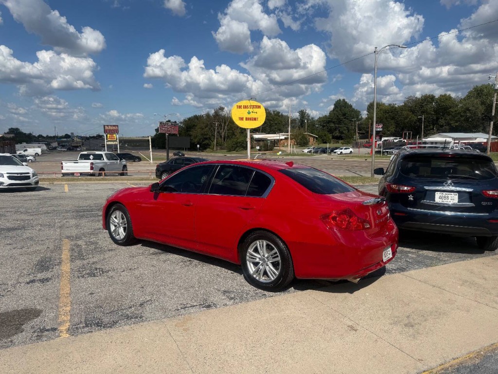 2012 INFINITI G37 Image 4
