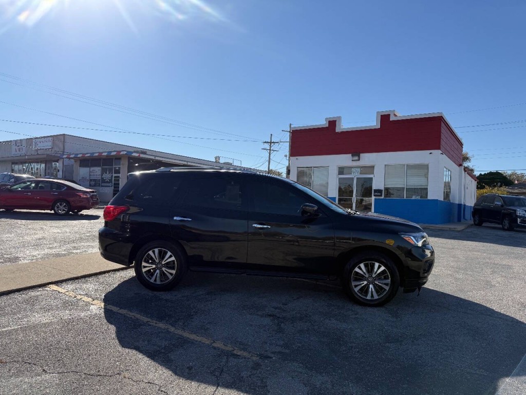 2018 Nissan Pathfinder Image 7