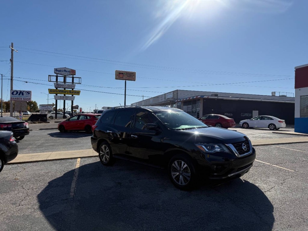 2018 Nissan Pathfinder Image 8