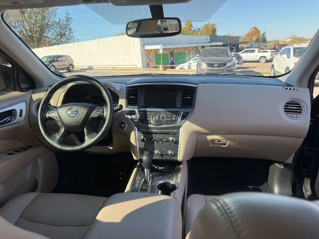 2018 Nissan Pathfinder Image 14