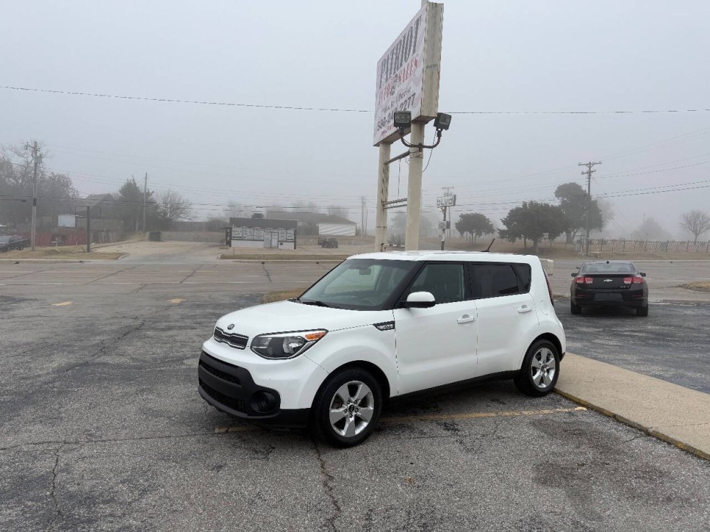 2018 Kia Soul Image 1