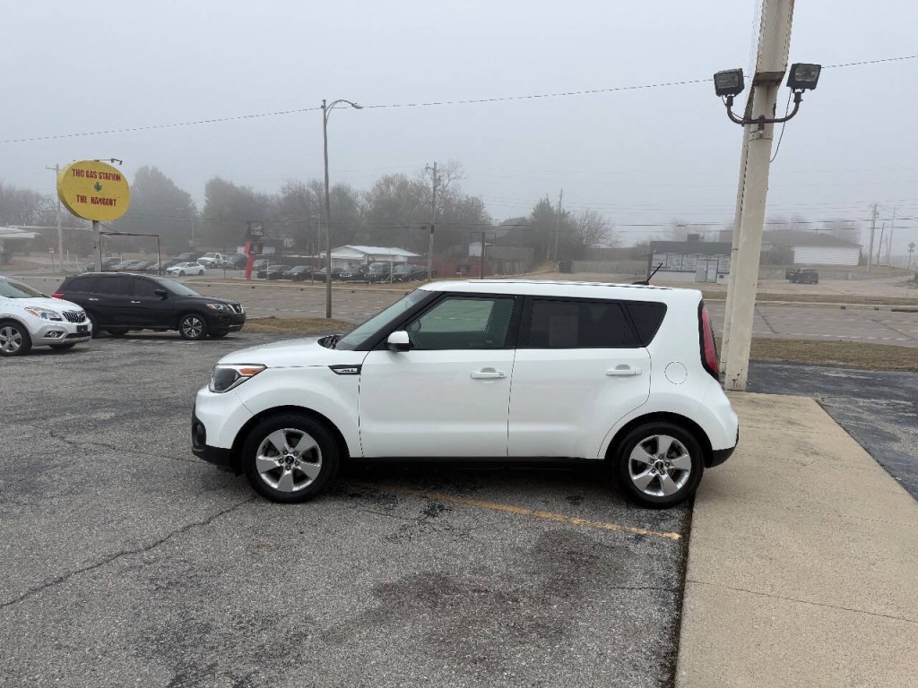 2018 Kia Soul Image 3