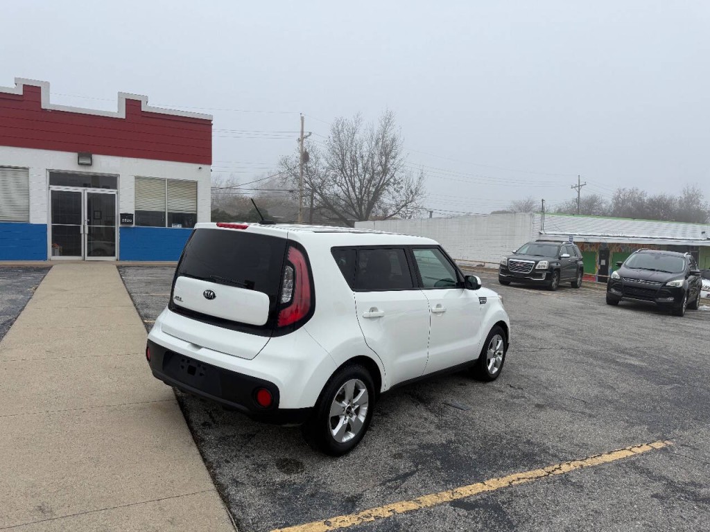 2018 Kia Soul Image 6