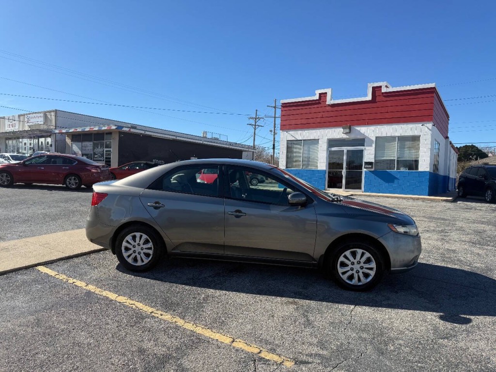 2011 Kia Forte Image 7