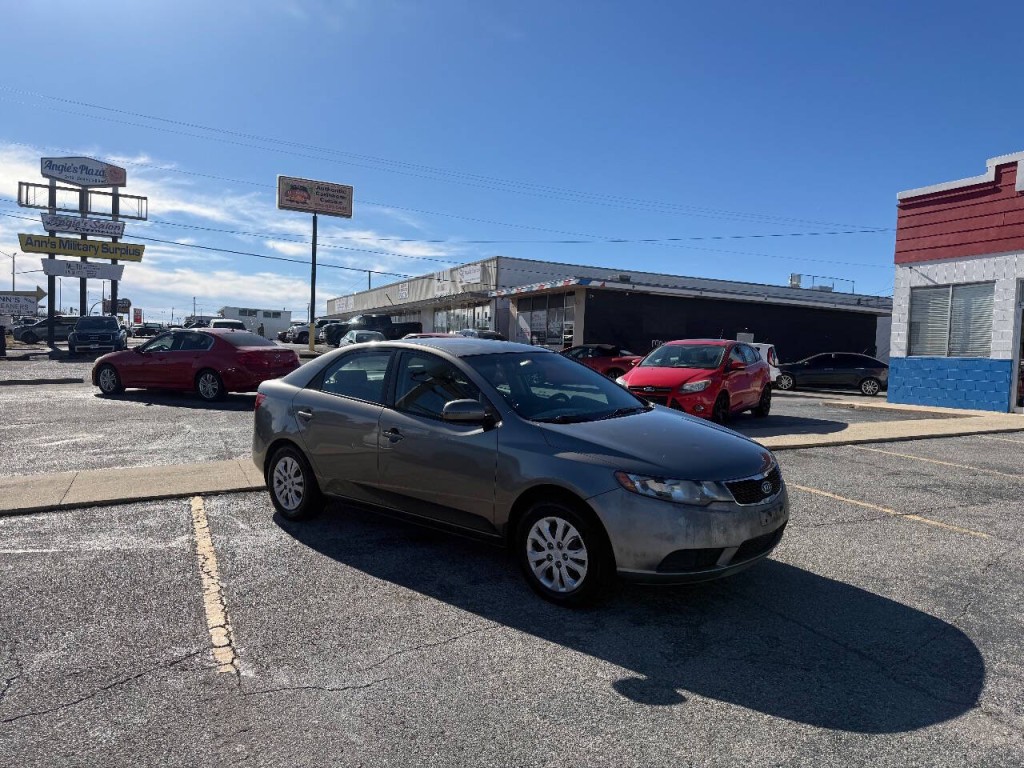 2011 Kia Forte Image 8