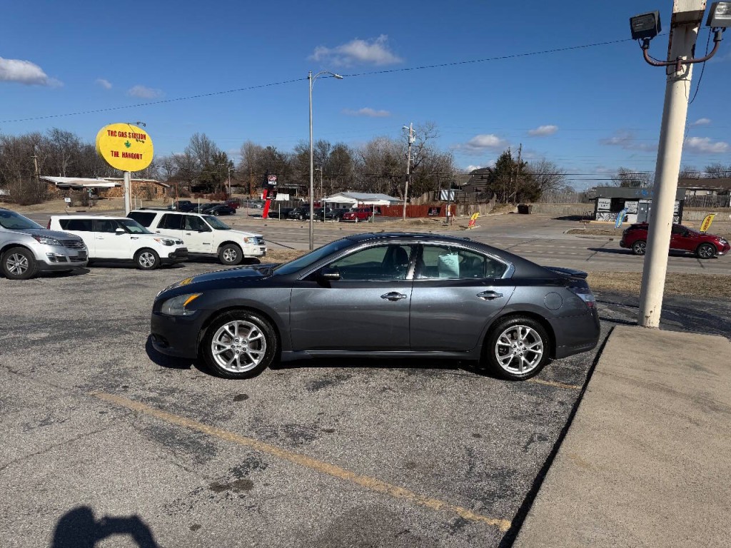 2012 Nissan Maxima Image 3