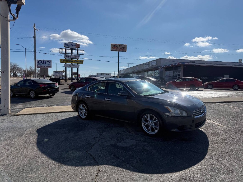 2012 Nissan Maxima Image 8