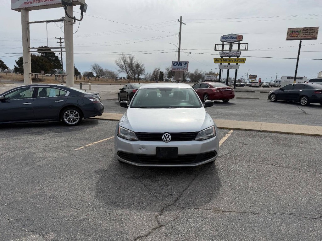 2014 Volkswagen Jetta Image 9