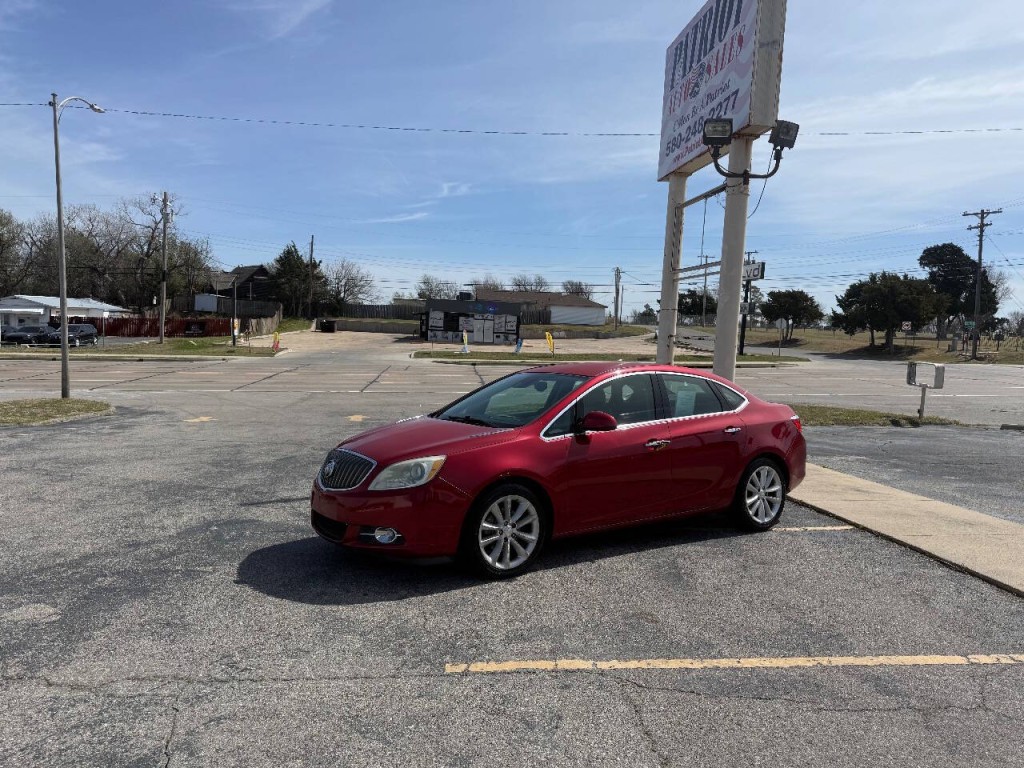 2014 Buick Verano Image 2