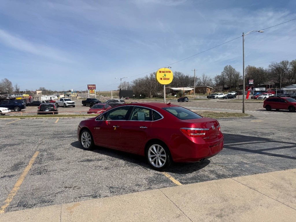 2014 Buick Verano Image 4