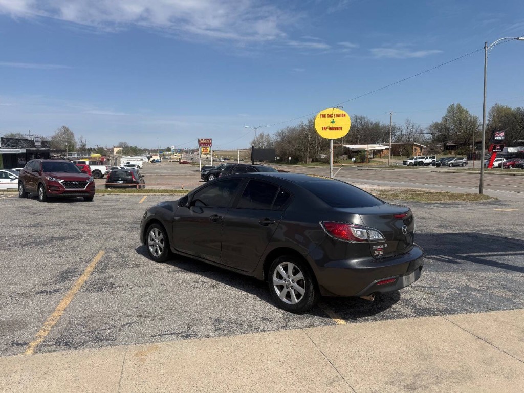 2011 Mazda Mazda3 Image 4