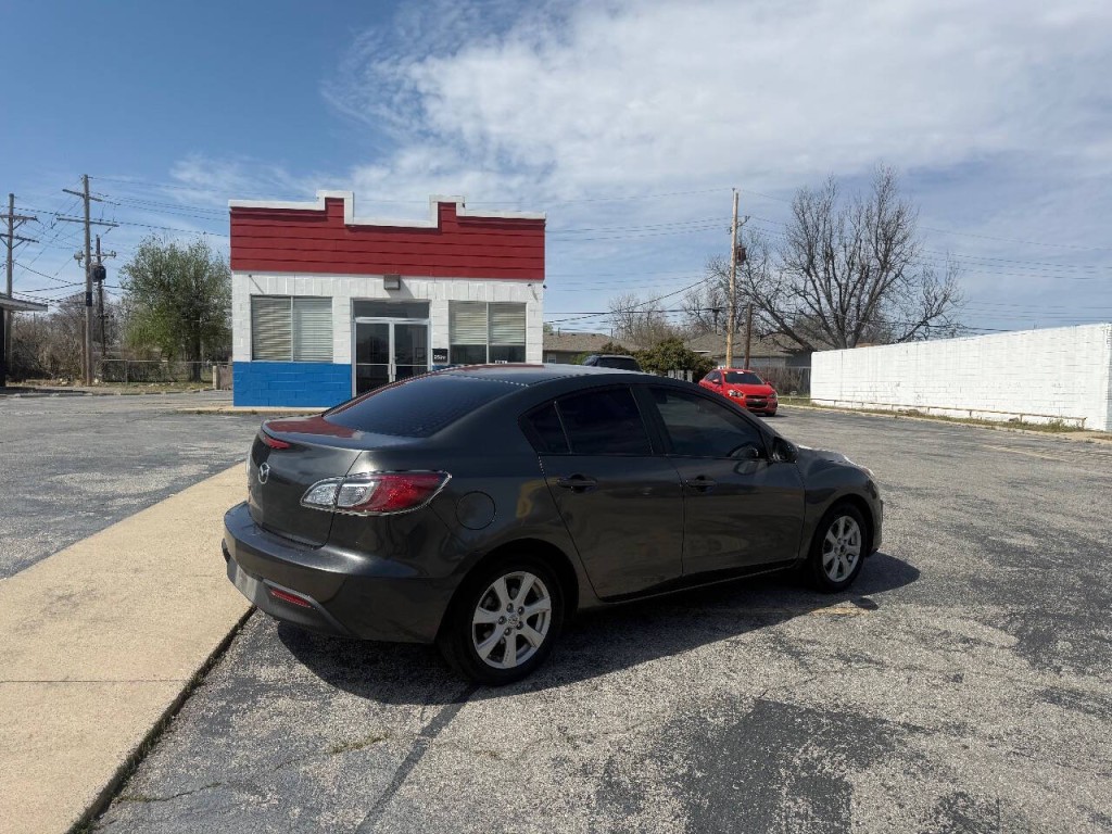 2011 Mazda Mazda3 Image 6