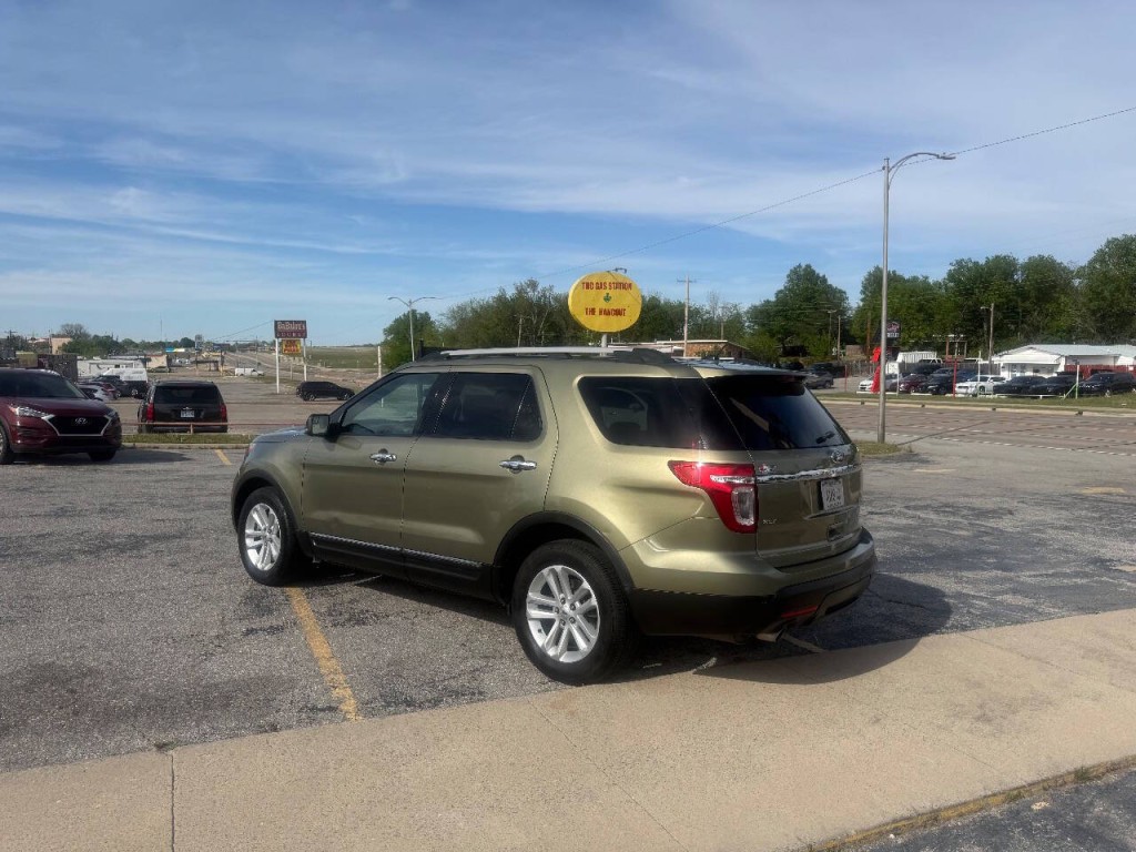 2012 Ford Explorer Image 4