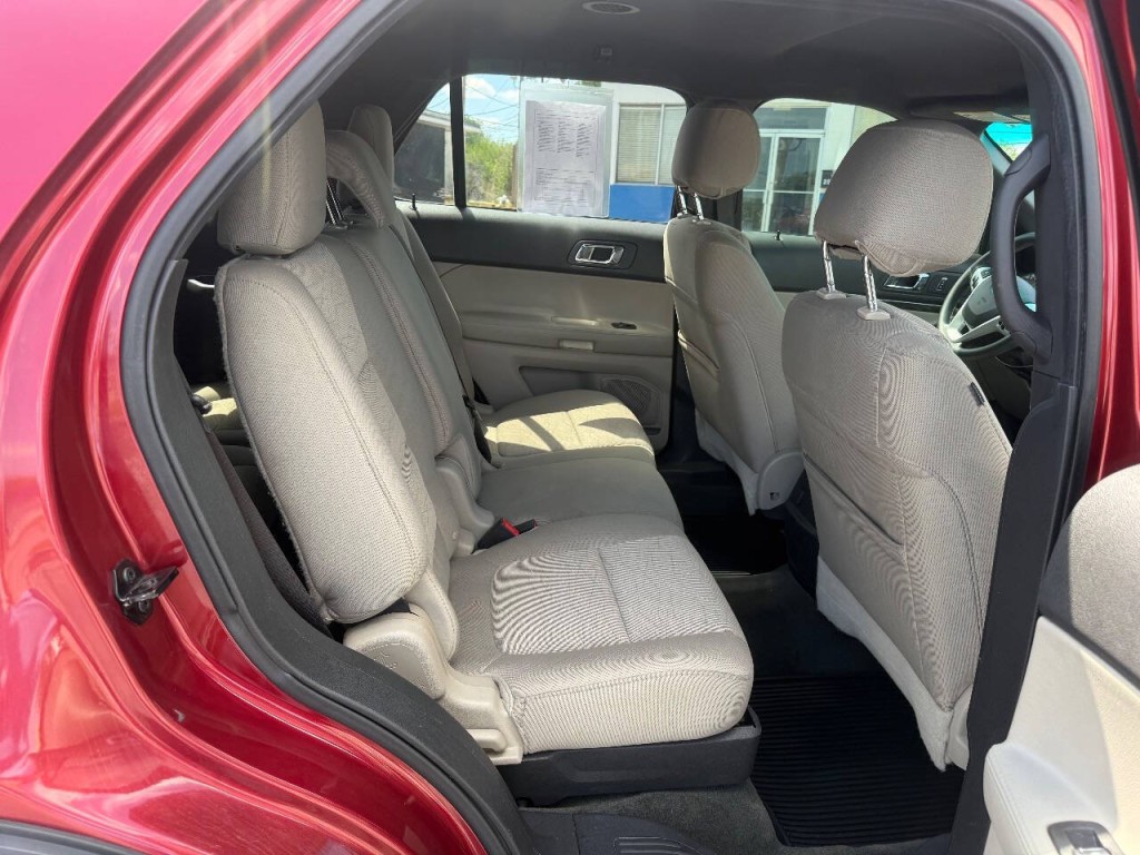 2014 Ford Explorer Image 12