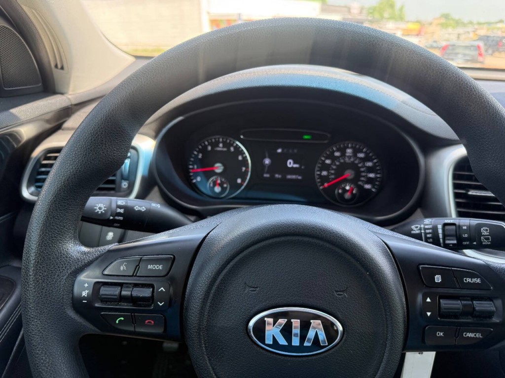 2016 Kia Sorento Image 18