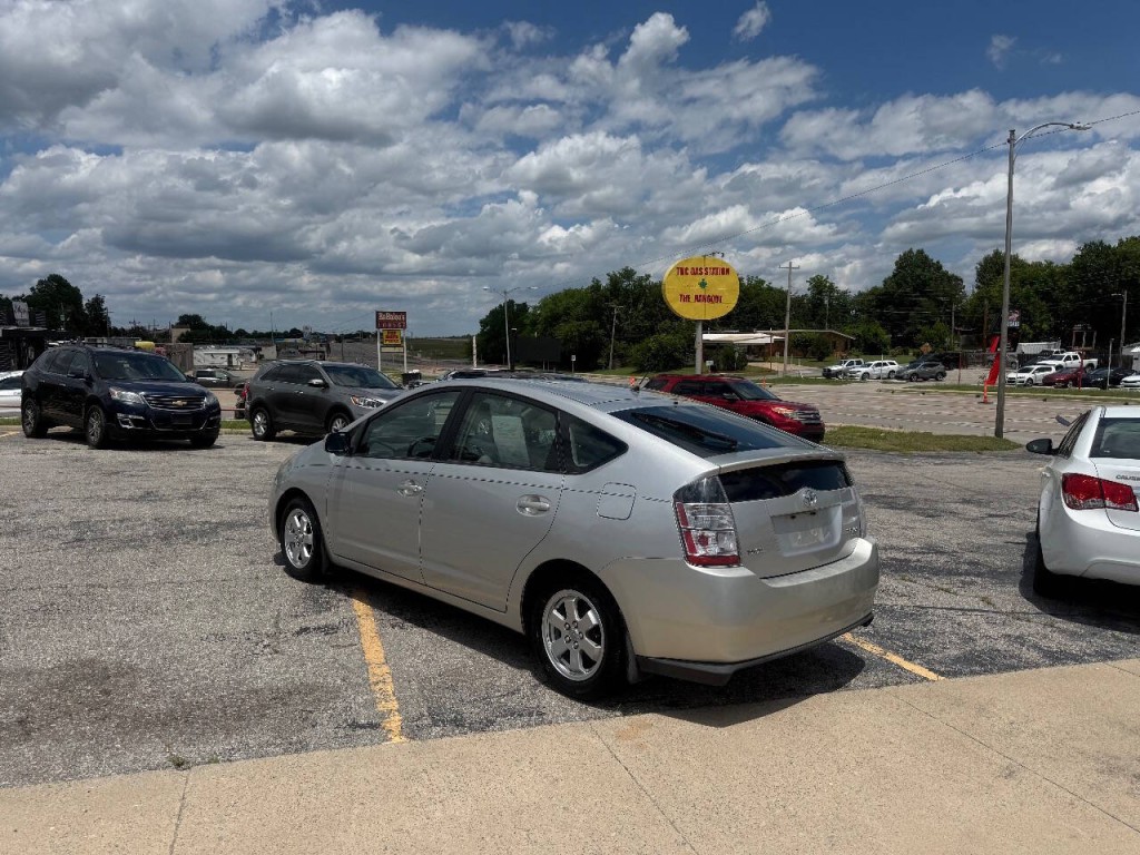2005 Toyota Prius Image 4