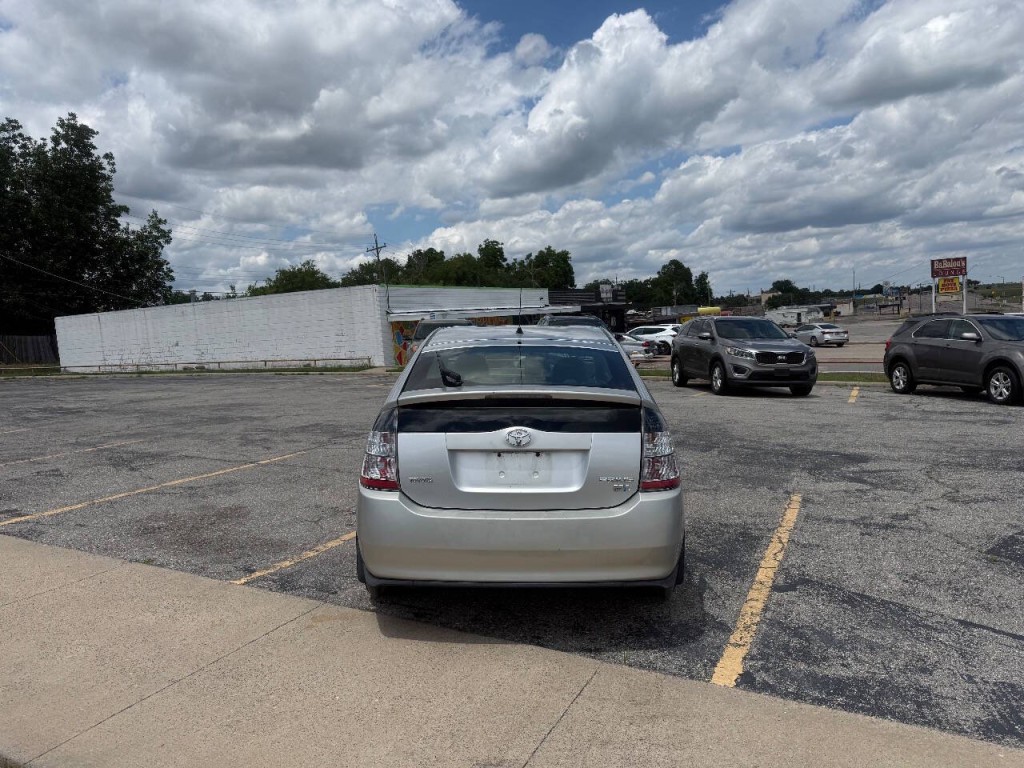 2005 Toyota Prius Image 5