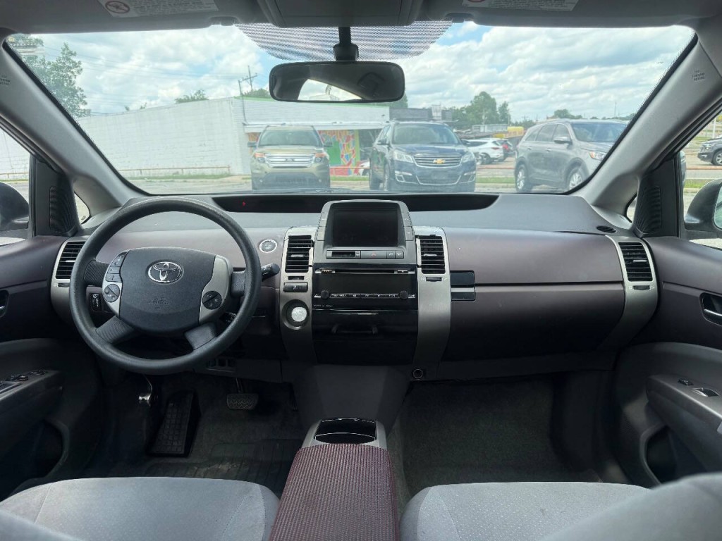 2005 Toyota Prius Image 13