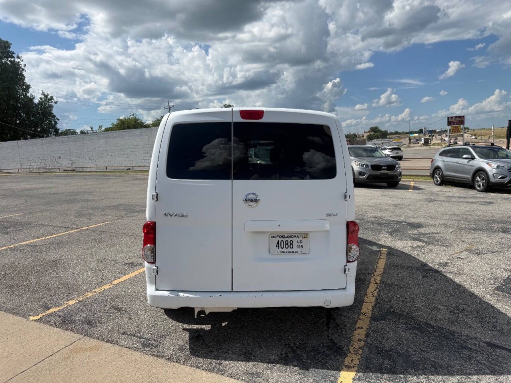 2017 Nissan NV200 Image 5