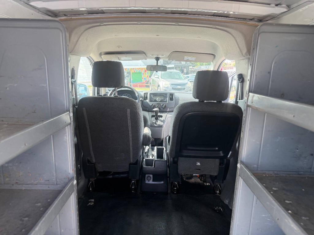 2017 Nissan NV200 Image 14