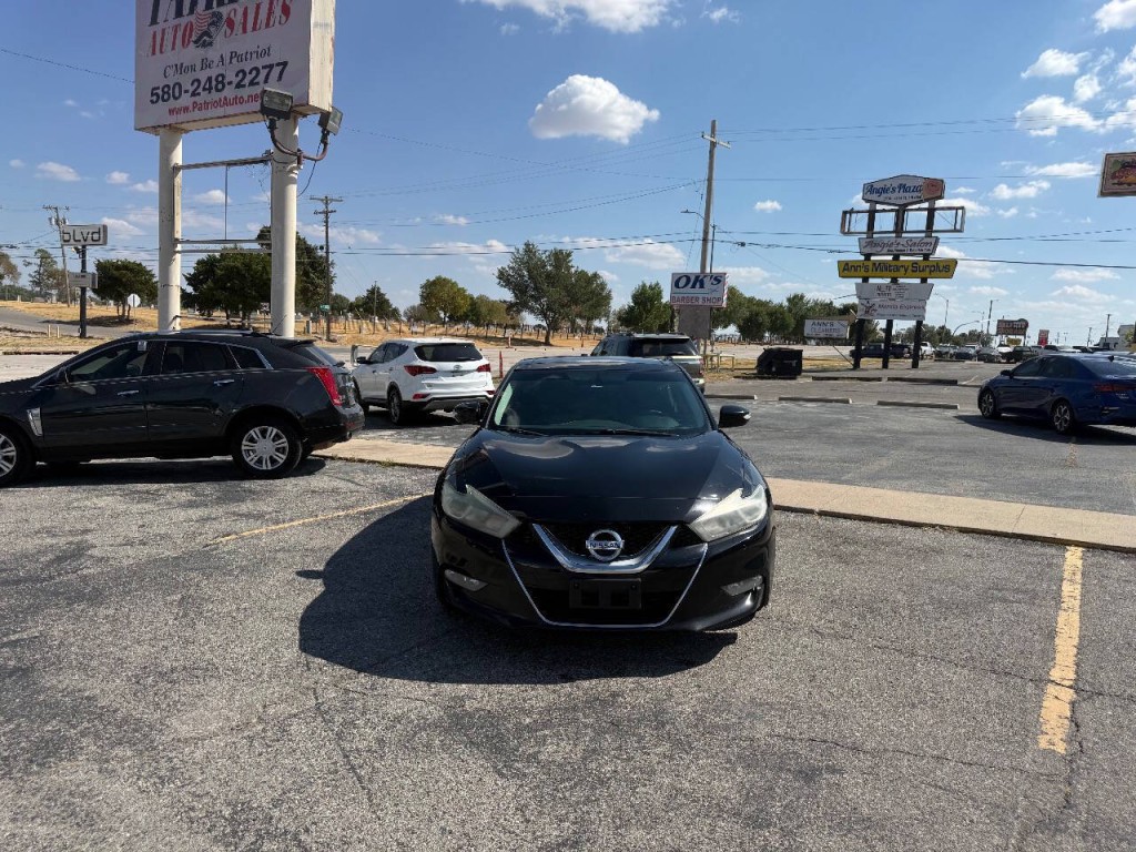 2016 Nissan Maxima Image 8