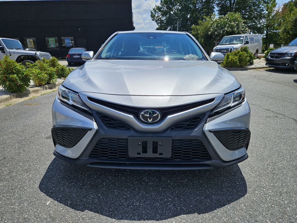 2022 Toyota Camry Image 8