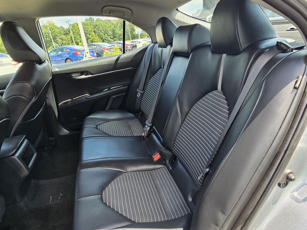 2022 Toyota Camry Image 19