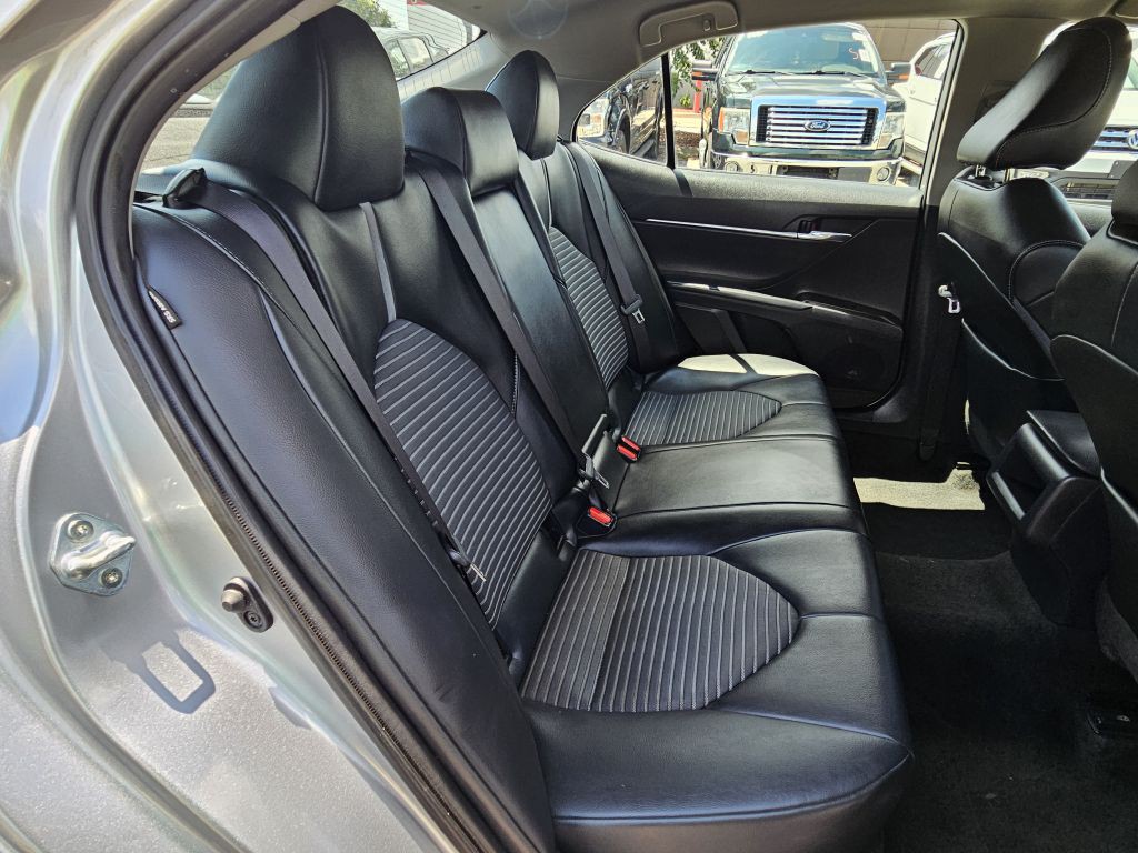 2022 Toyota Camry Image 21